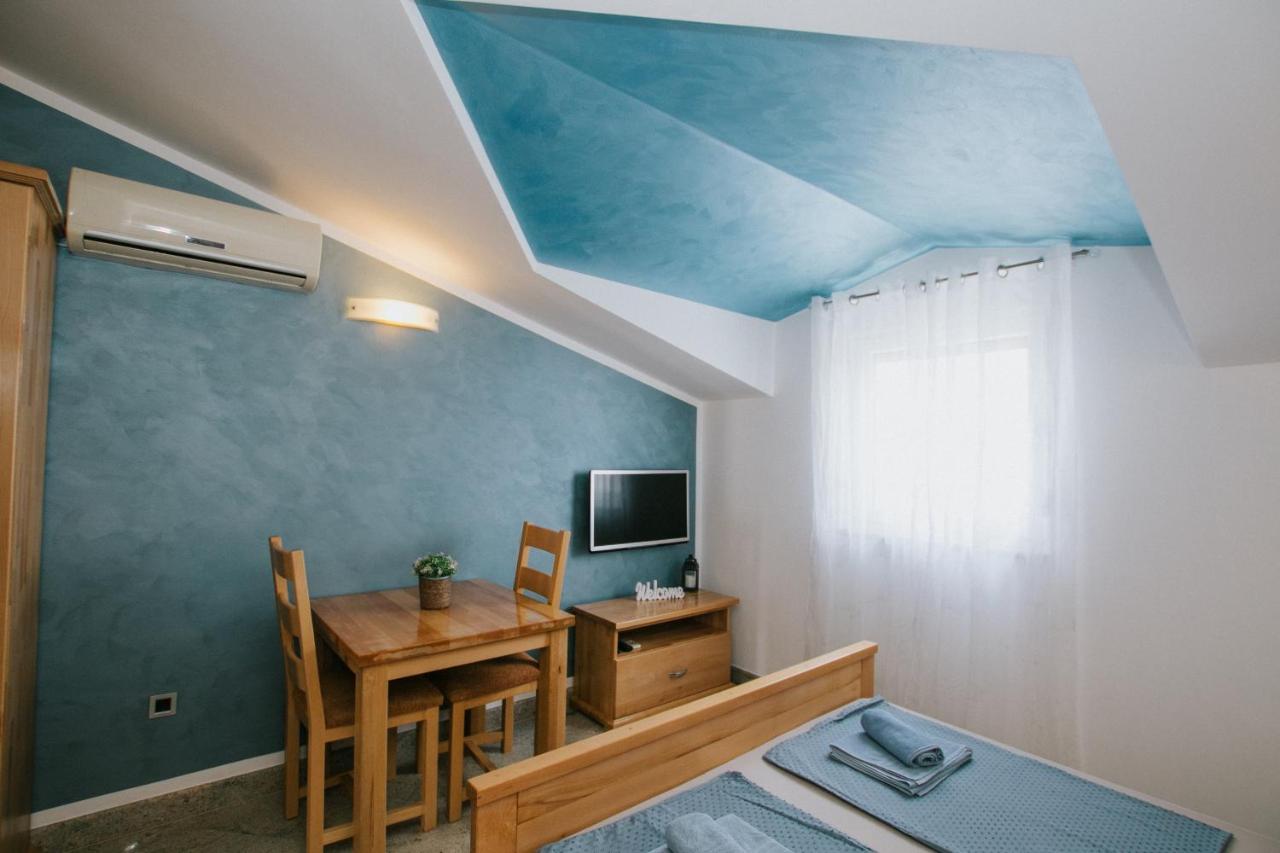 Apartamento Blue Sea House Trogir Exterior foto