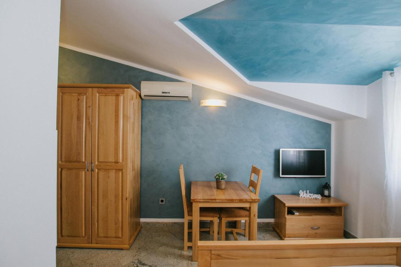 Apartamento Blue Sea House Trogir Exterior foto