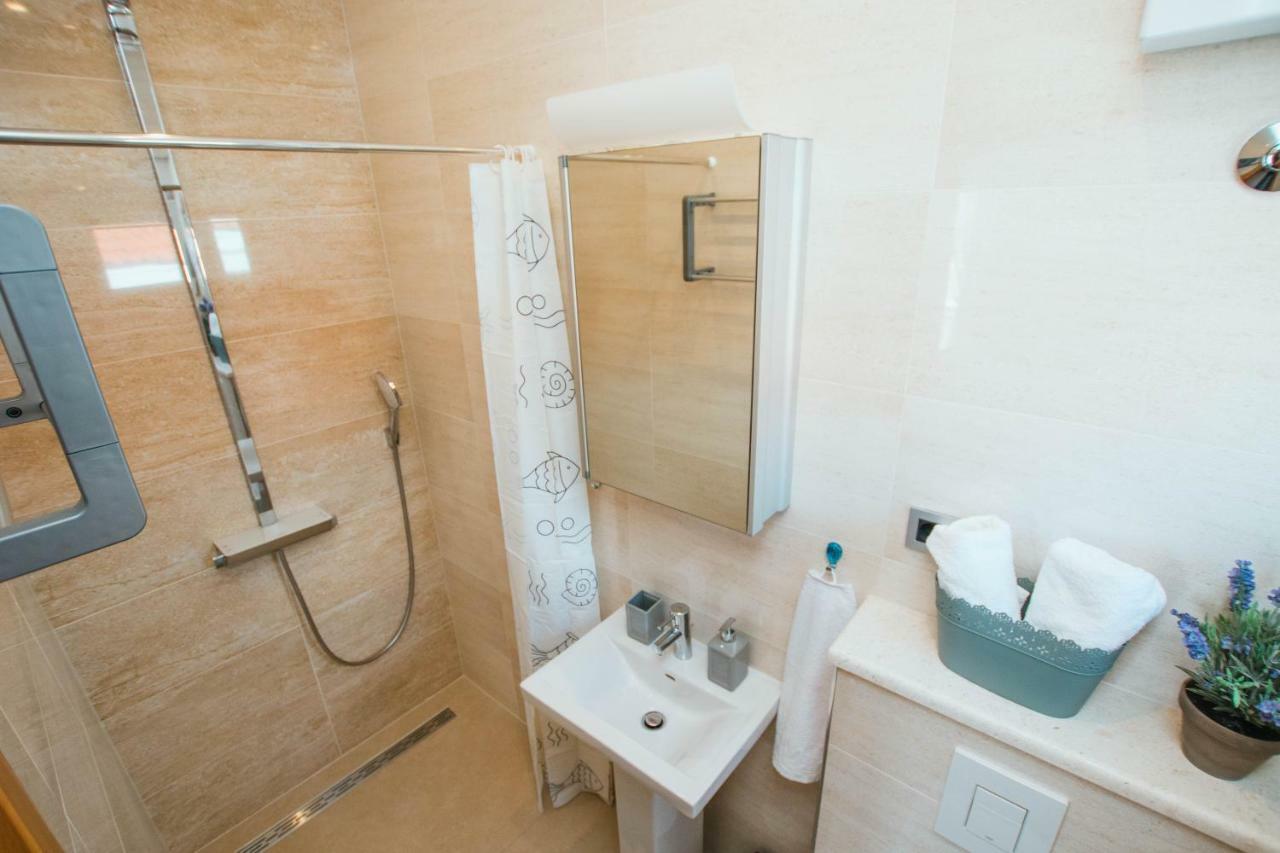 Apartamento Blue Sea House Trogir Exterior foto